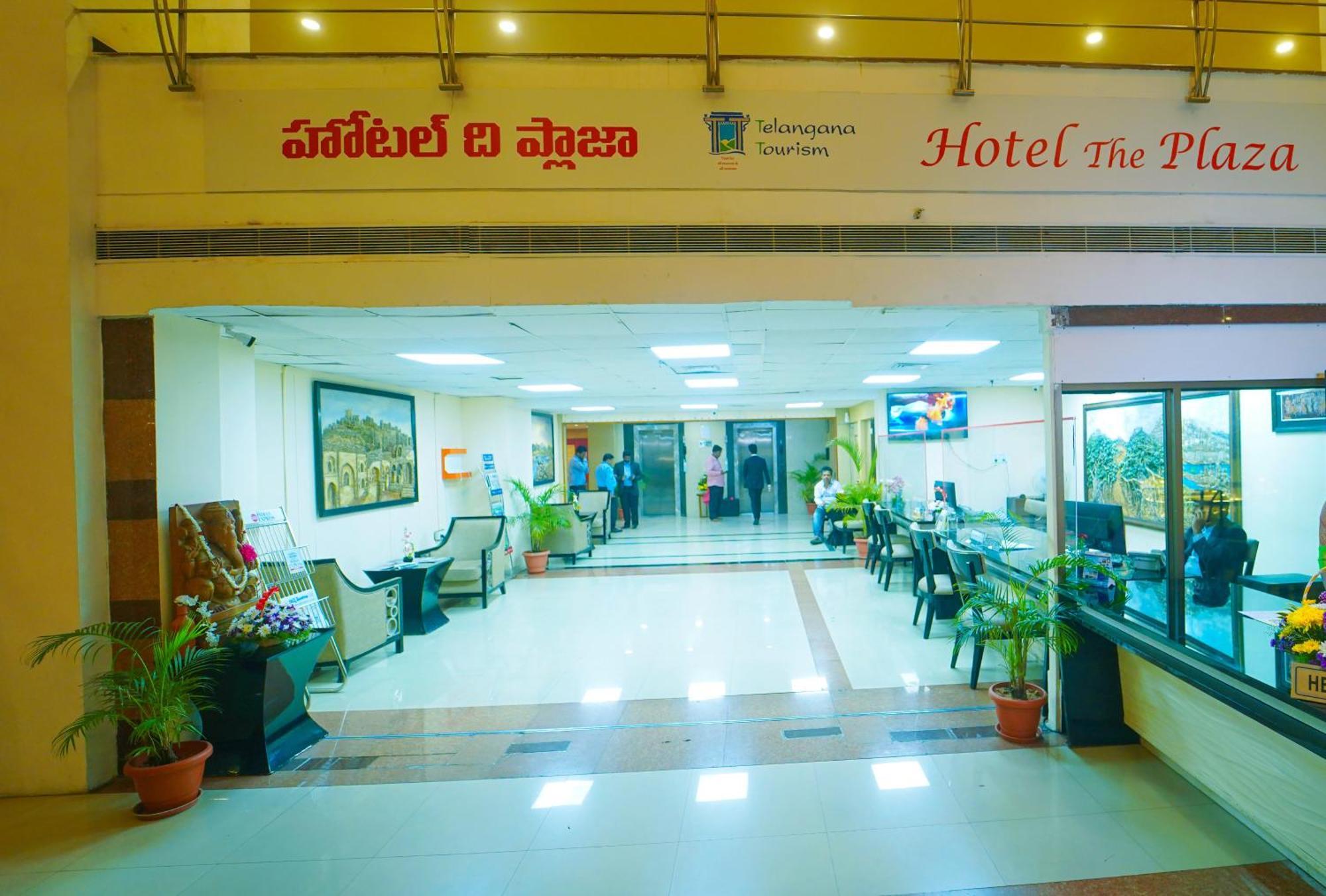 Hotel The Plaza Hyderabad Exterior photo